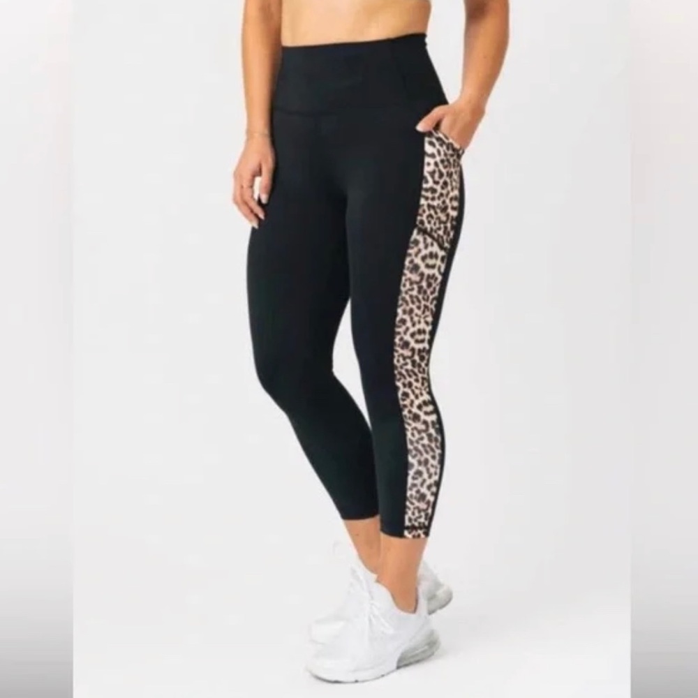 Zyia Capri Cheetah Print Legging - XXL (14-16)